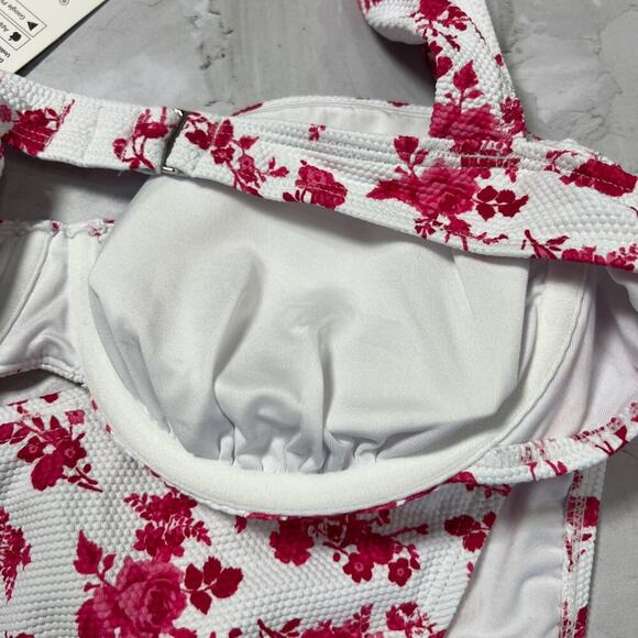 NEW CUPSHE Sweet Little Rose Sweetheart Bikini Top & Cheeky Bottoms Set SIZE L - Picture 5 of 5